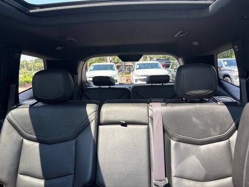 Used 2022 Cadillac XT6 Luxury FWD image 20