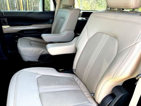 Certified 2023 Ford Expedition Limited image 23