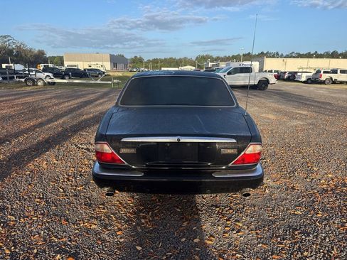 Used 2003 Jaguar XJ8 RWD image 4