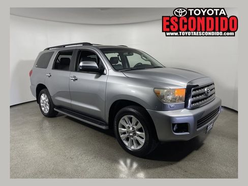Used 2008 Toyota Sequoia Platinum RWD image 1