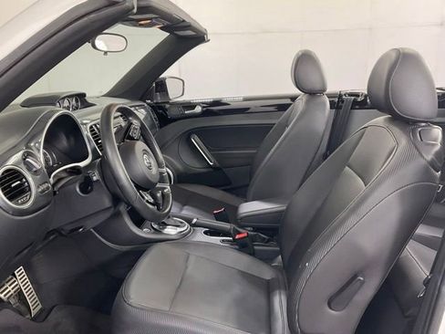 Used 2013 Volkswagen Beetle 2.0T FWD image 24