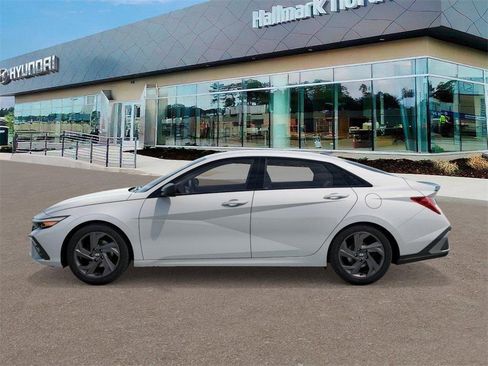 New 2026 Hyundai Elantra Sport image 3