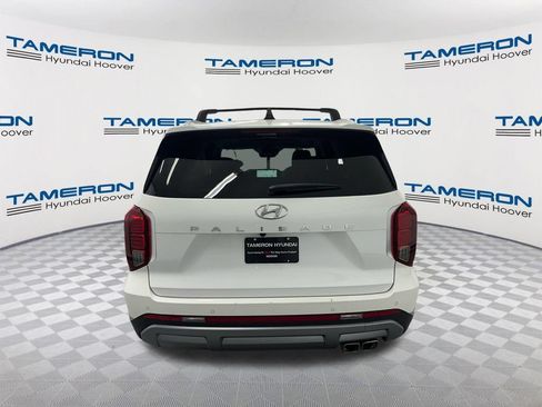 Used 2024 Hyundai Palisade Limited FWD image 4