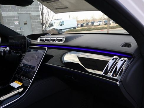 New 2026 Mercedes-Benz S 580 4MATIC Sedan image 11