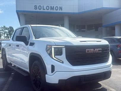 Used 2023 GMC Sierra 1500 Pro w/ Graphite Edition
