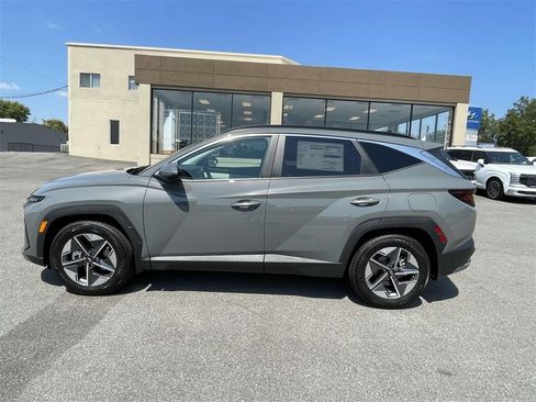 New 2026 Hyundai Tucson SEL image 2