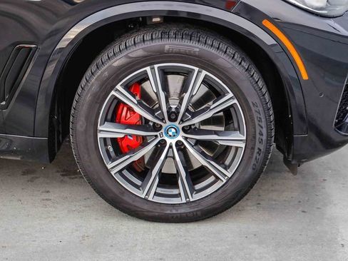 Used 2023 BMW X5 xDrive45e w/ M Sport Package image 11