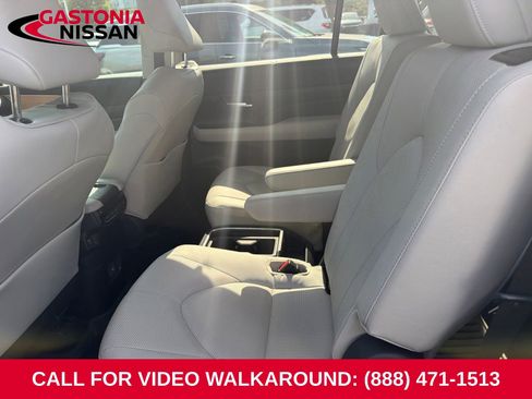 Used 2025 Toyota Grand Highlander FWD image 9