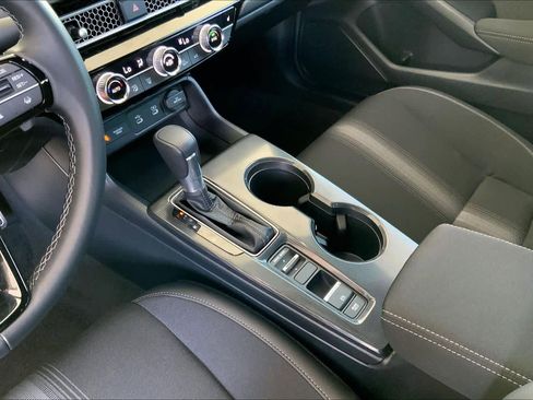 Used 2025 Honda Civic Sport image 17