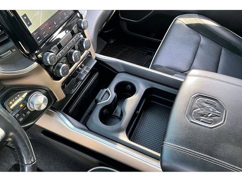 Used 2020 RAM 1500 Laramie image 18
