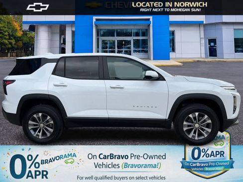 New 2026 Chevrolet Equinox LT image 5