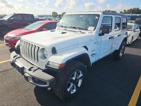 Used 2020 Jeep Wrangler Unlimited Sahara AWD/4WD image 2