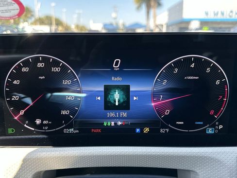 Used 2025 Mercedes-Benz CLA 250 4MATIC image 21