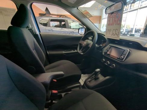 New 2025 Nissan Kicks Play S image 12