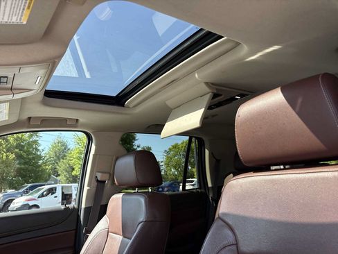 Used 2015 Chevrolet Tahoe LTZ AWD/4WD image 19