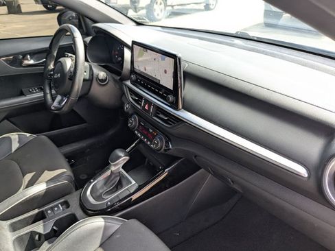 Used 2022 Kia Forte GT-Line w/ GT-Line Premium Package FWD image 19