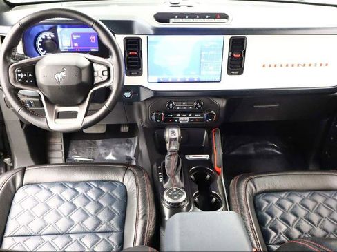 Certified 2024 Ford Bronco Heritage Edition image 20