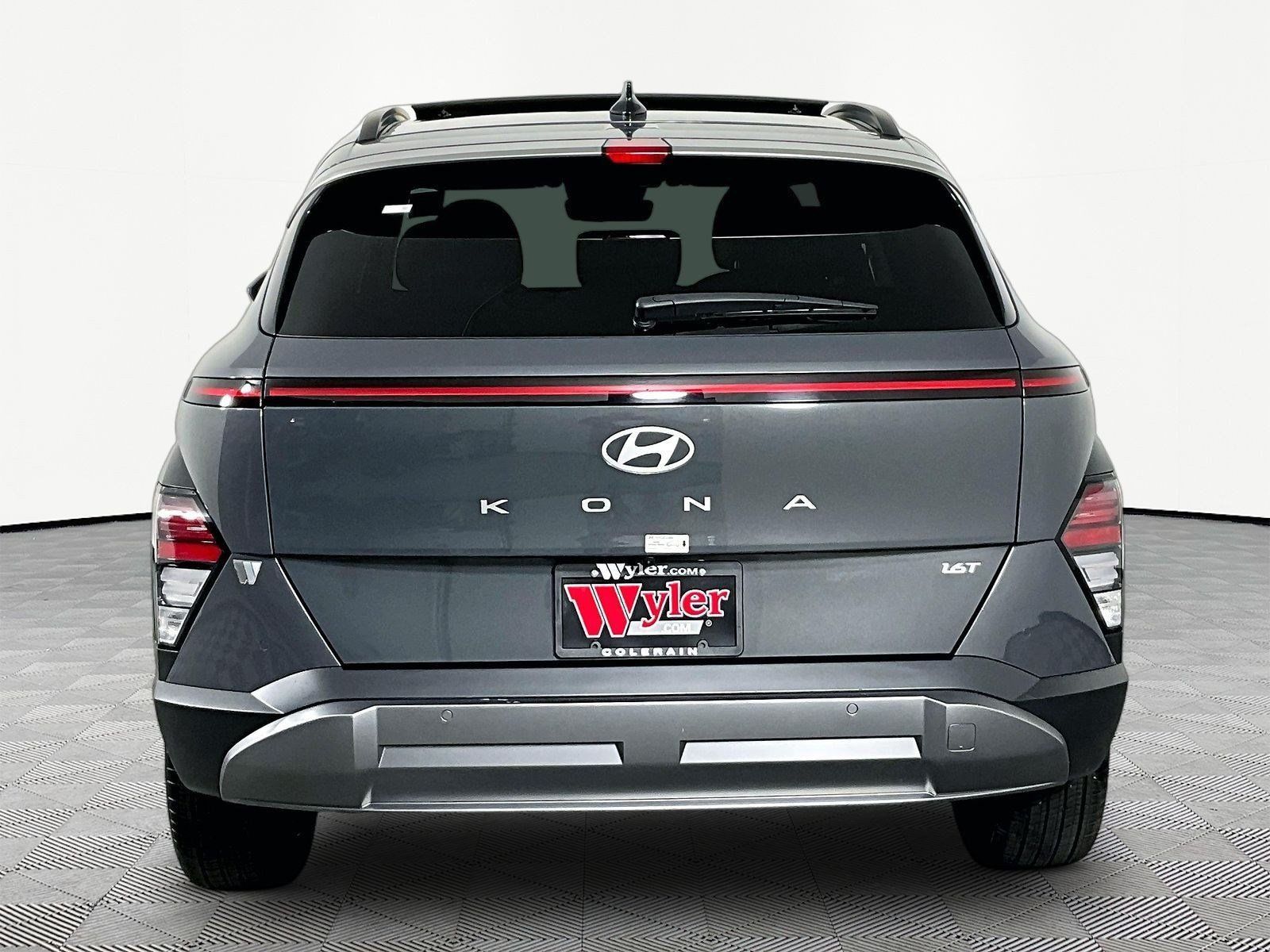 Used 2025 Hyundai Kona Limited FWD image 5