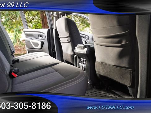Used 2021 Nissan Titan SV w/ SV Convenience Package image 17