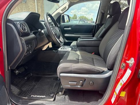 Used 2018 Toyota Tundra SR5 w/ SR5 Upgrade Package AWD/4WD image 13