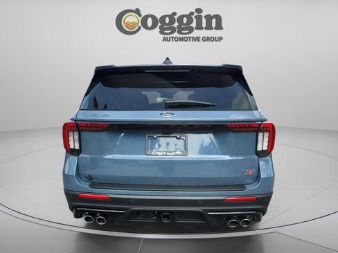 Certified 2026 Ford Explorer ST w/ Sun And Sound Package AWD/4WD image 5