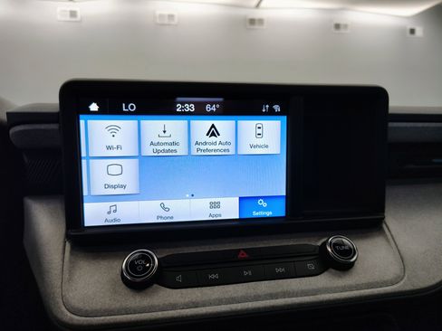 Used 2024 Ford Maverick XLT FWD image 3