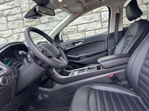 Used 2024 Ford Edge SEL w/ Convenience Package image 8