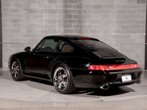 Used 1997 Porsche 911 Carrera S RWD image 6