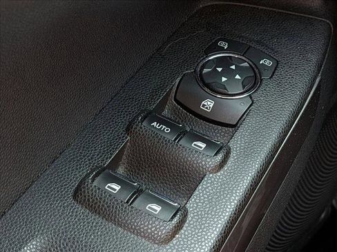 Used 2020 Ford EcoSport SE FWD image 13