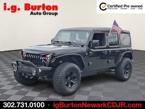 Used 2022 Jeep Wrangler Unlimited Sport AWD/4WD image 3