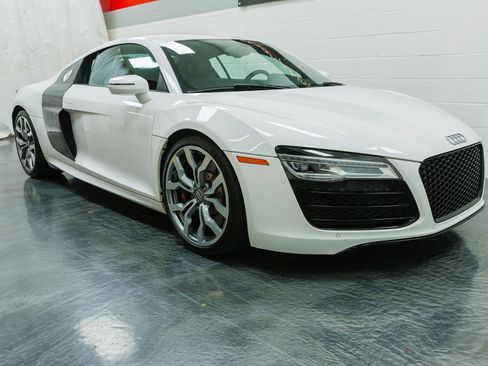 Used 2014 Audi R8 V10 AWD/4WD image 47