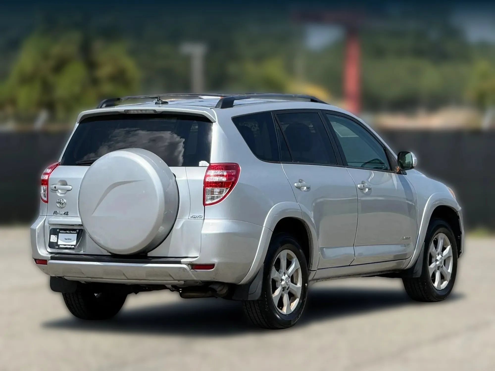 Used 2012 Toyota RAV4 Limited w/ Premium Plus Value Pkg AWD/4WD image 9