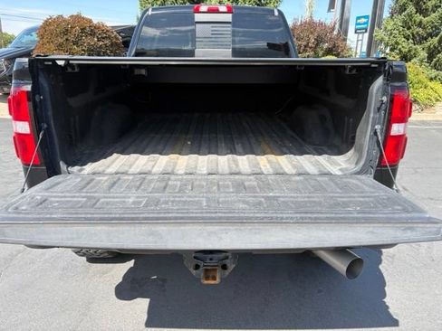Used 2018 GMC Sierra 3500 Denali w/ Duramax Plus Package AWD/4WD image 10