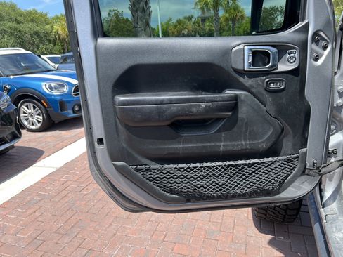 Used 2021 Jeep Gladiator Sport AWD/4WD image 14