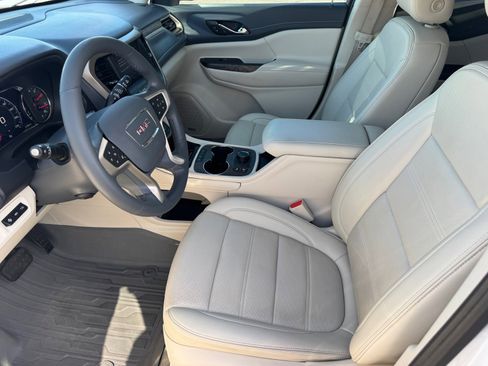 Used 2023 GMC Acadia Denali w/ Denali Ultimate Package image 16