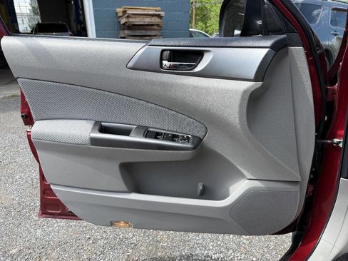 Used 2013 Subaru Forester 2.5X Premium image 15
