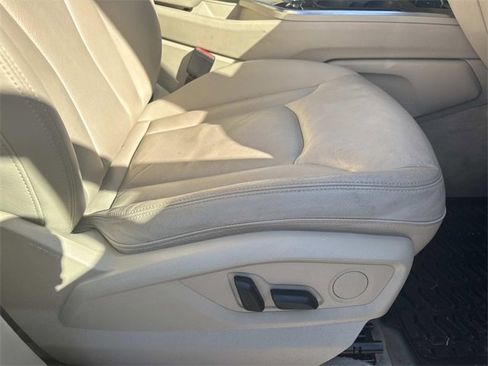 Used 2017 Audi Q7 3.0T Premium Plus w/ Premium Plus Package image 16
