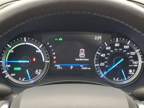 Certified 2020 Toyota Highlander XLE AWD/4WD image 17
