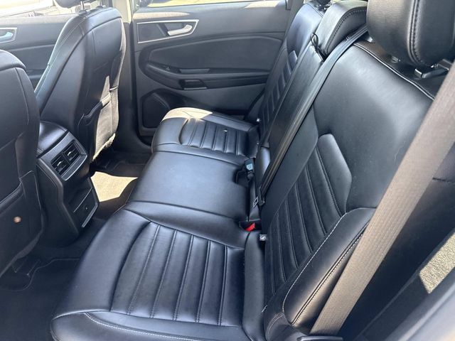 Used 2024 Ford Edge SEL AWD/4WD image 15
