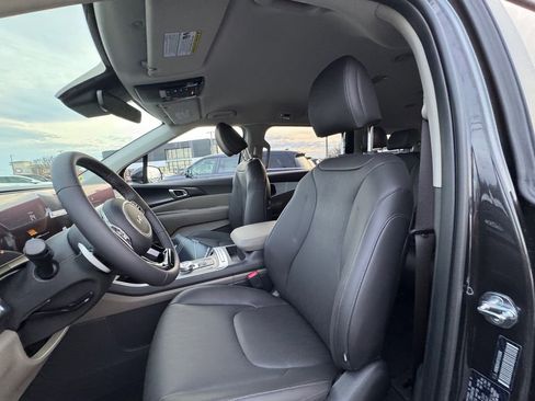 New 2026 Kia Carnival LXS image 11