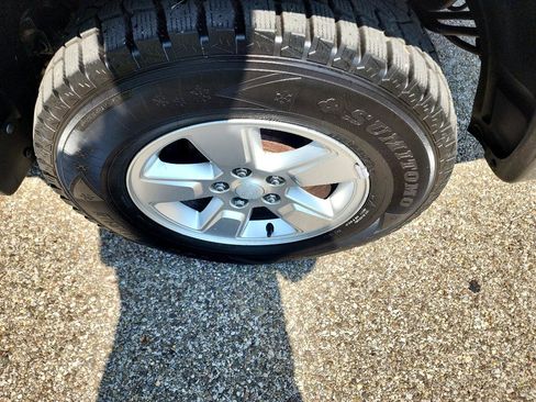 Used 2012 Jeep Liberty Sport w/ Popular Equipment Group image 19