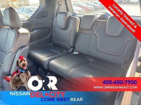 New 2026 Nissan Armada SL w/ Captain's Chari Seat Package AWD/4WD image 13
