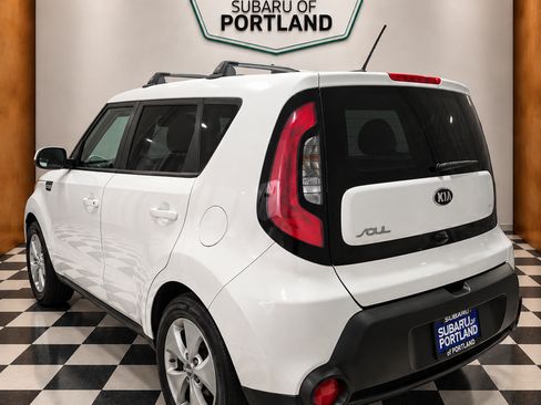 Used 2015 Kia Soul FWD image 5