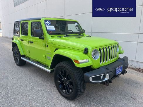 Used 2021 Jeep Wrangler Unlimited Sahara w/ Cold Weather Group AWD/4WD image 1