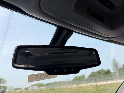 Used 2015 GMC Sierra 1500 Denali AWD/4WD image 27