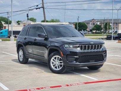 Used 2025 Jeep Grand Cherokee Laredo X