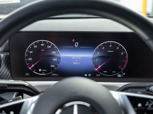 Used 2025 Mercedes-Benz CLA 250 image 14