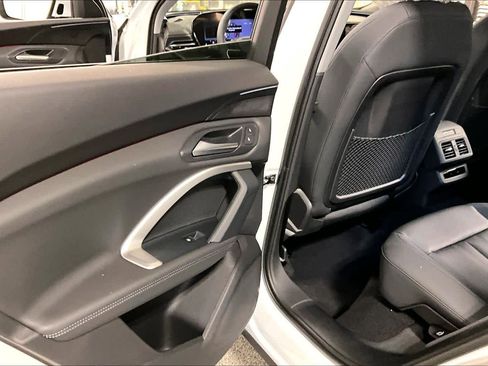 New 2026 Audi Q5 Premium image 20