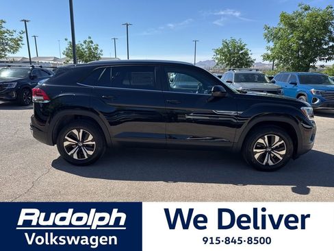 New 2026 Volkswagen Atlas Cross Sport SE FWD image 6