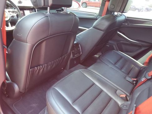Used 2020 Porsche Macan GTS AWD/4WD image 25